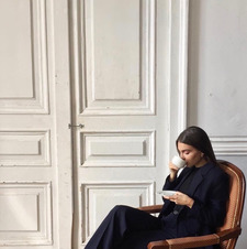 عائشة المرّي