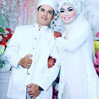 Ratna Sari