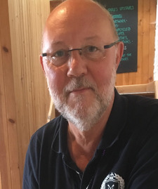 Steve James