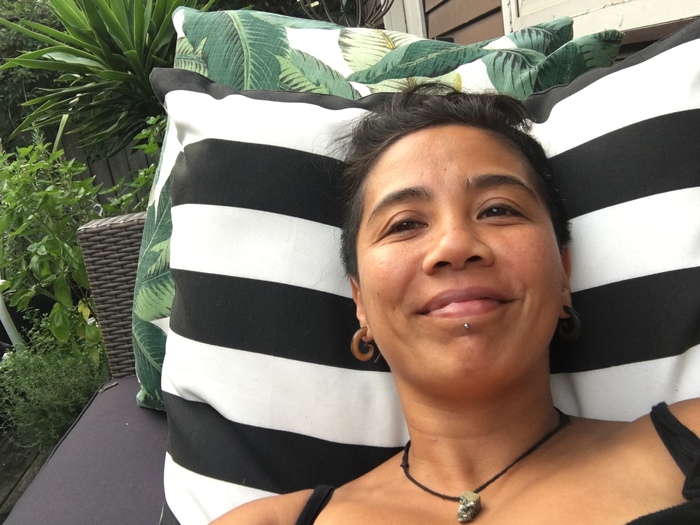 Goodreads profile picture for @peeks