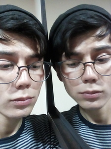 Luis E