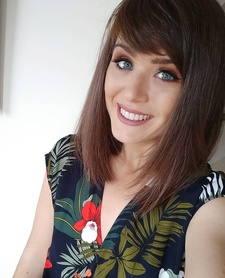 Simone