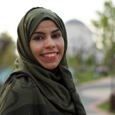 منى العوبثاني  Muna Al Obathani