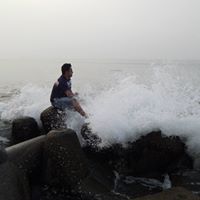 নির্ঝর দাস