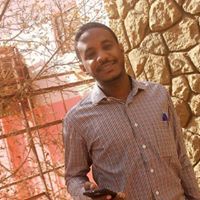 موسي عاكفين