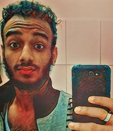 Omar XǷįį