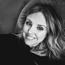 CampCubicleBookLover 