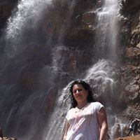 Աննա Մանուկյան