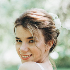 Яна Кириченко