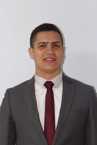 José