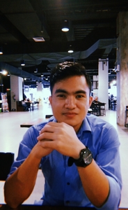 Aribert Apouw