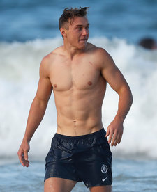 Lachlan Urbon