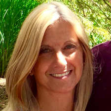 Lisa Farkas