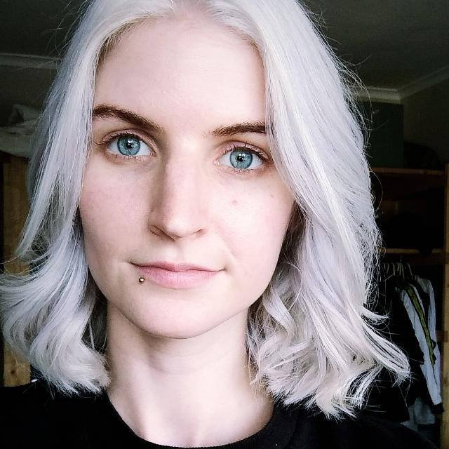 Goodreads profile picture for @dominica