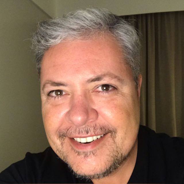 Goodreads profile picture for @leno