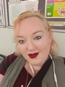 Bellapoppyzoey Redfern