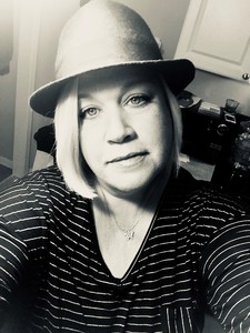 Suzanne Meyer