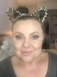 Lealea ️ (goodreadscomlealea_redheart) - SYDNEY, 2000, Australia (5,182