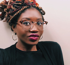 Ochuole (OhSheReads)