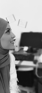 سمية قواجلية