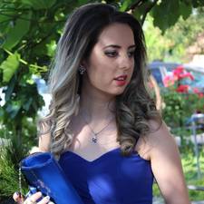 Енджи Стоянова