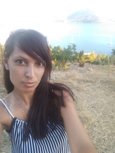 Ники Петрова