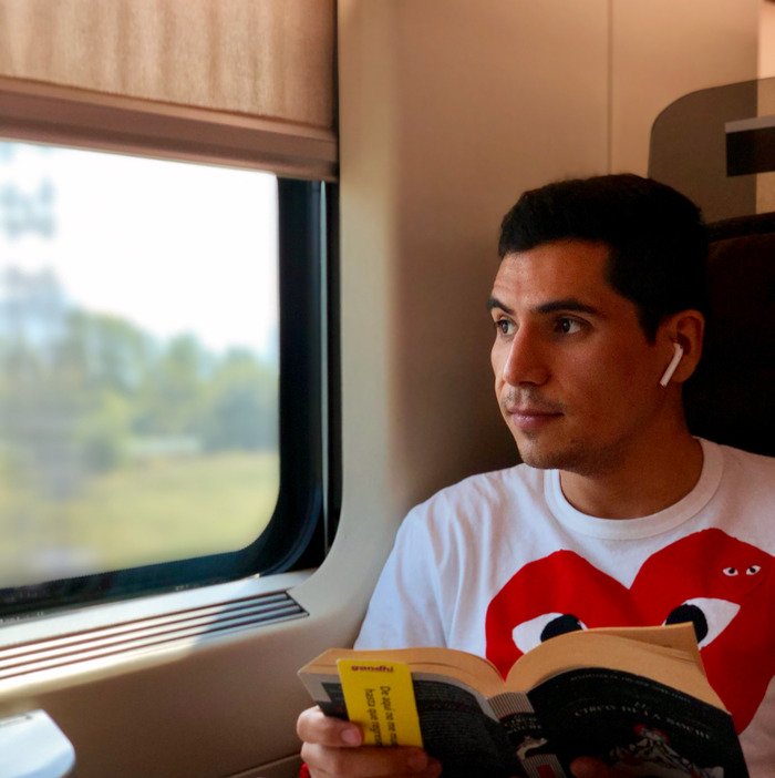 Goodreads profile picture for @luisc