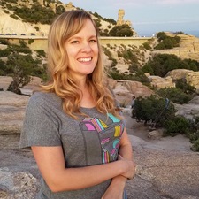 Jessica - How Jessica Reads