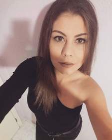 Ντίνα Κωνσταντινίδου