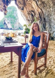 Лола Акбулдина