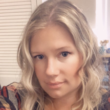 Caitlin Omilak