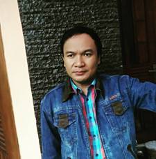 Yusri Fajar