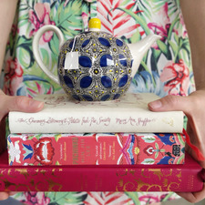 Teapotwithabook