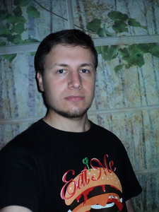 Паша Безотосний