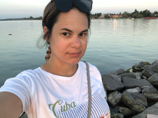 Lara Huszti
