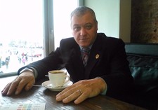 Олег Сурмачёв