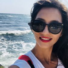 Габи Костова