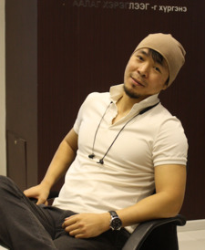 Н. Болорхүү