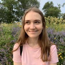 Елена Емельянова