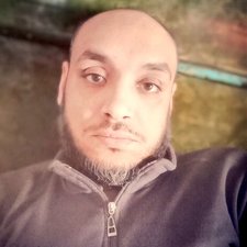 أحمد أبو حسين