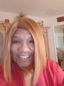 Claudia Roberts-Leach