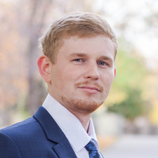 Александр  Есин