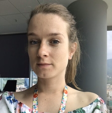 Александрина Младенова