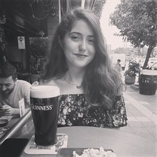 Özge