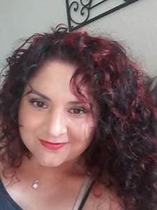 Rebecca Olvera singer