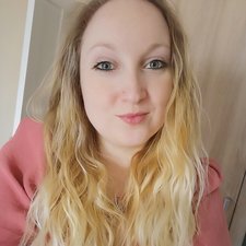 Alex (ReadingBetweenTheNotes)