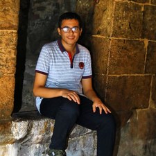 Tarek  Yaser