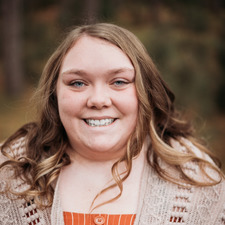 Julia Lynch 