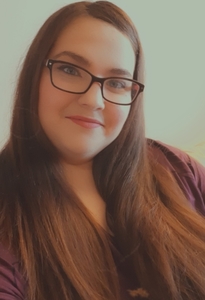 Gigi (imaginingbetweenthepages)