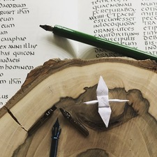 E.The.Bookworm.World